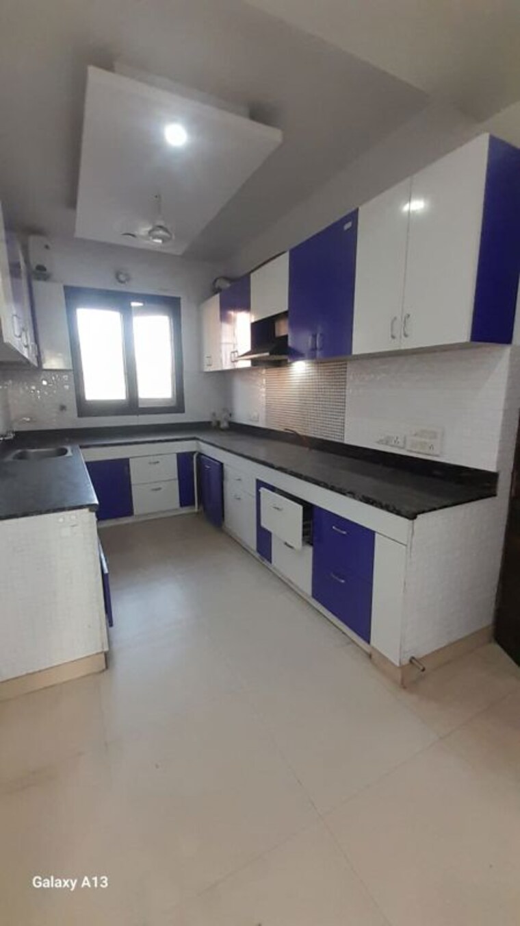Kitchen, palam vihar 3 Bedroom 2400 Sq.Ft. Builder Floor In Palam Vihar Gurgaon 10681044