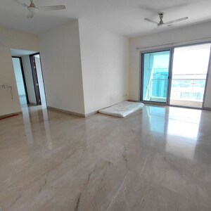 2 BHK Apartment For Rent in DB Woods, Goregaon East