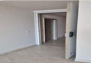 Room in 4 BHK Apartment at DLF The Ultima, Sector 81 – for Rent