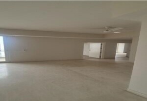 Room in 4 BHK Apartment at DLF The Ultima, Sector 81 – for Rent