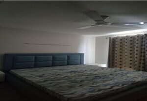 Bedroom in 4 BHK Apartment at DLF The Ultima, Sector 81 – for Rent