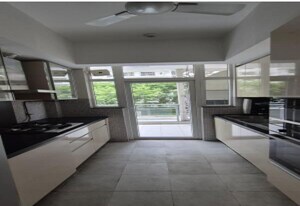 Parking in 4 BHK Apartment at DLF The Ultima, Sector 81 – for Rent