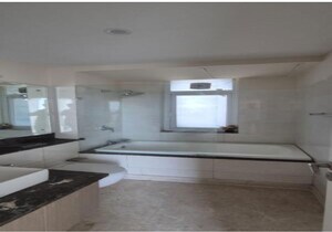 Kitchen in 4 BHK Apartment at DLF The Ultima, Sector 81 – for Rent
