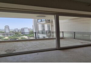 Parking in 4 BHK Apartment at DLF The Ultima, Sector 81 – for Rent