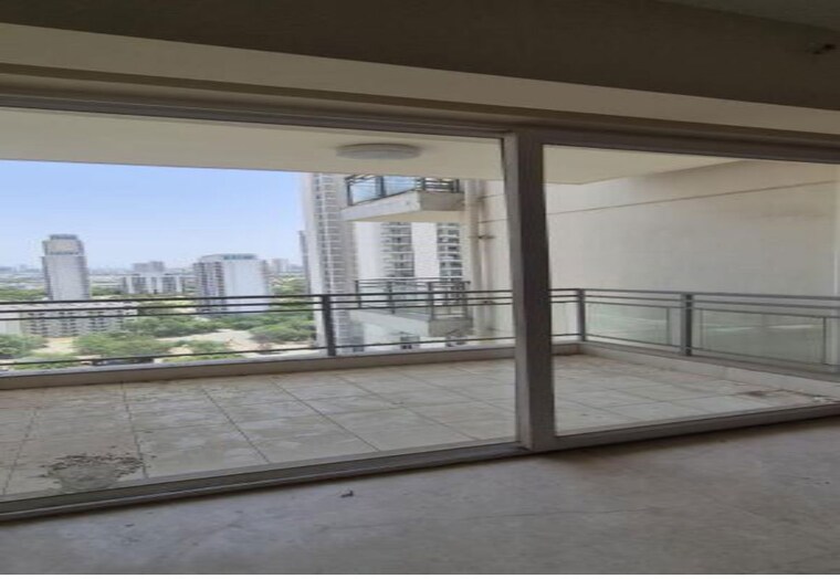  Parking, dlf-the-ultima 4 Bedroom 2700 Sq.Ft. Apartment In Sector 81 Gurgaon 10681065