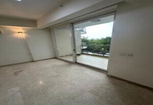 Room in 4 BHK Apartment at DLF The Ultima, Sector 81 – for Rent