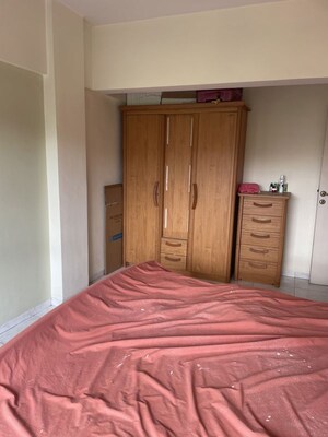 Furnished Amenities in 2 BHK Apartment at Harsha Apartment Mulund West, Mulund West – for Rent