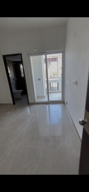 Room in 2 BHK Apartment at ROF Ambliss, Sector 78 – for Sale
