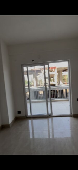 Room in 2 BHK Apartment at ROF Ambliss, Sector 78 – for Sale