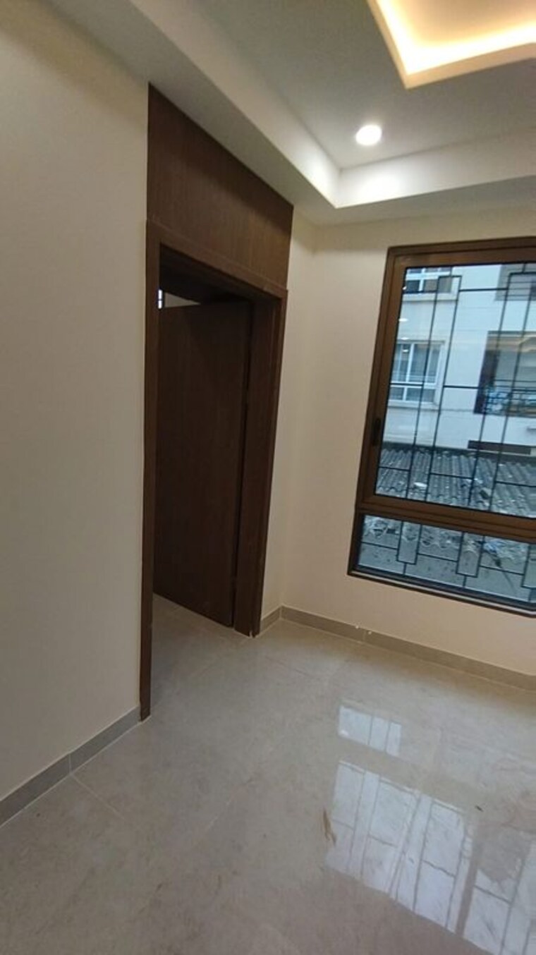 Room, riz-enclave 3 Bedroom 1500 Sq.Ft. Apartment In Benson Town Bangalore 10681104