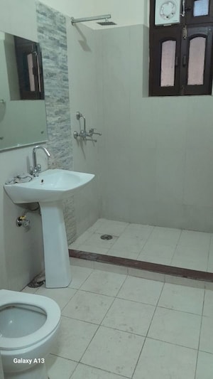 Bathroom in 2 BHK Builder Floor at Sector 23 – for Rent