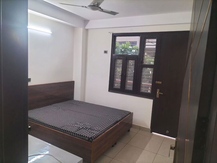 Bedroom, sector 23 2 Bedroom 750 Sq.Ft. Builder Floor In Sector 23 Gurgaon 10681113