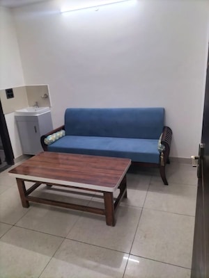 Bedroom in 2 BHK Builder Floor at Sector 23 – for Rent