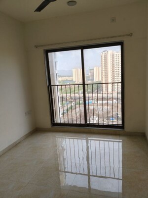 Room in 2 BHK Apartment at Sunteck MaxxWorld 6, Naigaon East – for Sale