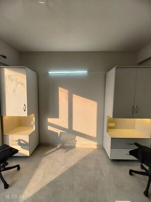 Team Area in 3 BHK Apartment at Pareena Micasa, Sector 68 – for Rent