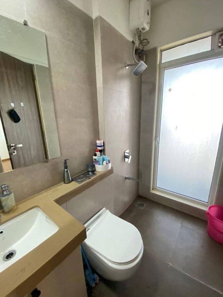 Bathroom, ashapura-f-residences 2 Bedroom 712 Sq.Ft. Apartment In Malad East Mumbai 10681140