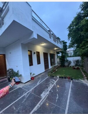 2.5 BHK Builder Floor – Exterior View View at Ekanki Enclave, Pi I And Ii Greater Noida - for Rent