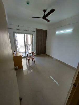 2.5 BHK Apartment For Rent in Unitech Habitat, Pi Greater Noida