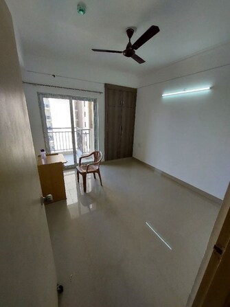 2.5 BHK +  1250 Sq.Ft. Apartment in Unitech Habitat