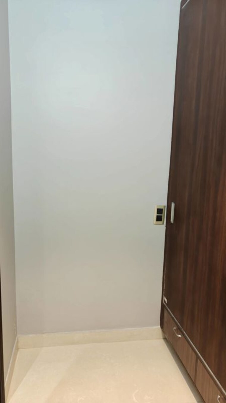 undefined, model town 5 Bedroom 4050 Sq.Ft. Builder Floor In Model Town Delhi 10680340
