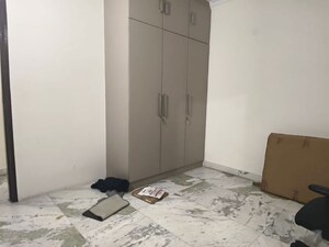 Room in 2 BHK Builder Floor at Malviya Nagar – for Rent