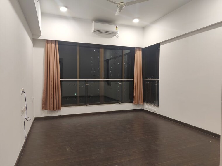 Room, peninsula-celestia-spaces 3.5 Bedroom 1450 Sq.Ft. Apartment In Parel Mumbai 10681175
