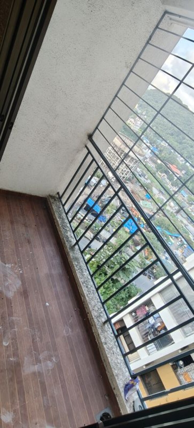 Balcony, vinay nagar 2 Bedroom 575 Sq.Ft. Apartment In Vinay Nagar Thane 10681173