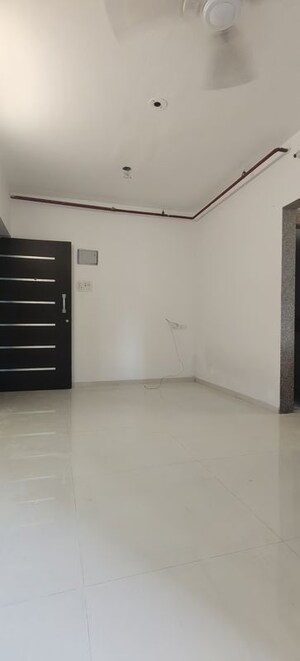 Room in 2 BHK Apartment at Vinay Nagar – for Sale