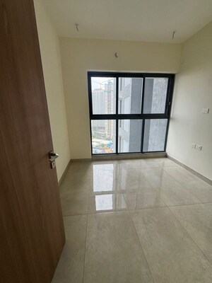 Room in 1 BHK Apartment at KIPL Morya, Kasarvadavali – for Rent