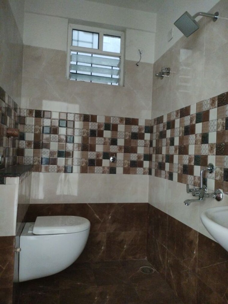 Bathroom, sultanpalya 6+ Bedroom 4600 Sq.Ft. Independent House In Sultanpalya Bangalore 10681176