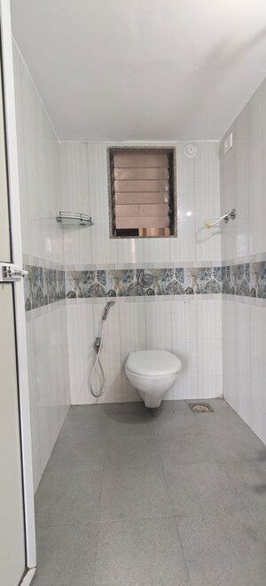 Bathroom in 2 BHK Apartment at Vinay Nagar – for Rent