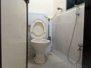 Bathroom in 1 BHK Apartment at Sangam Lokmilan CHS, Powai – for Rent