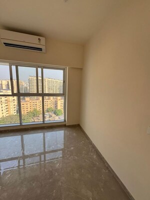 Room in 1 BHK Apartment at L&T Emerald Isle, Powai – for Rent