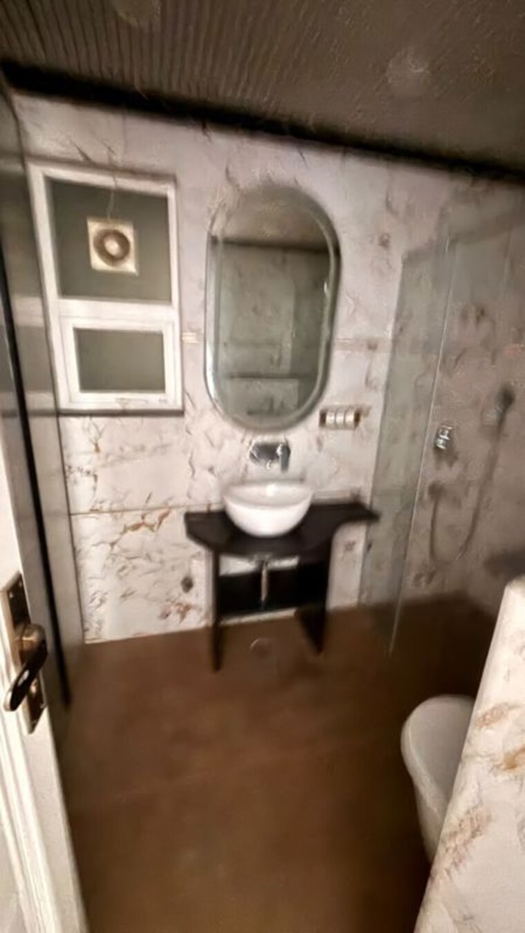 Bathroom, nh 8 3 Bedroom 2700 Sq.Ft. Apartment In Nh 8 Dharuhera 10681237