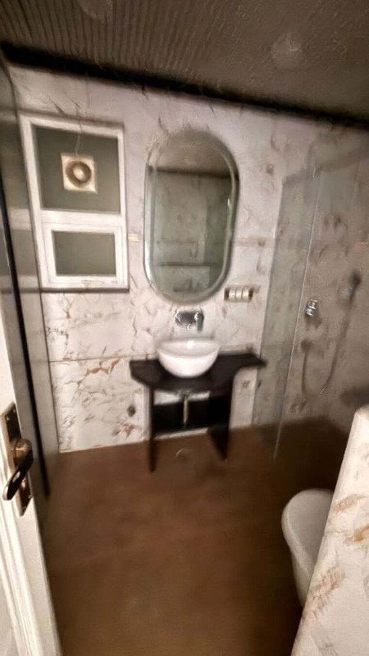 Bathroom, nh 8 3 Bedroom 2700 Sq.Ft. Apartment In Nh 8 Dharuhera 10681237
