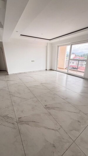 Room in 3 BHK Apartment at Nh 8 – for Rent
