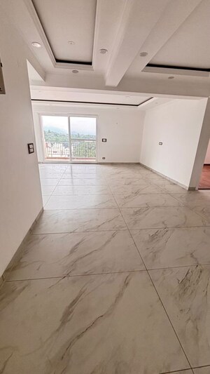 Room in 3 BHK Apartment at Nh 8 – for Rent