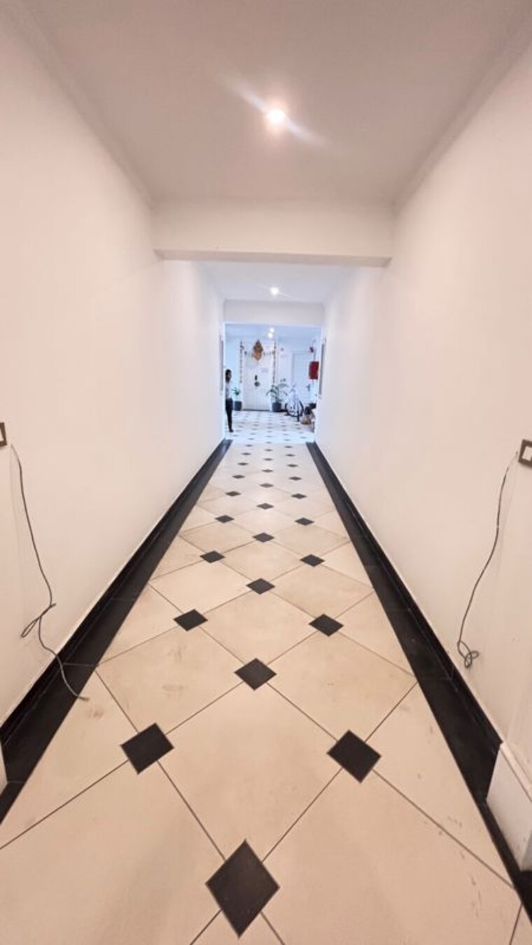 undefined, nh 8 3 Bedroom 2700 Sq.Ft. Apartment In Nh 8 Dharuhera 10681237