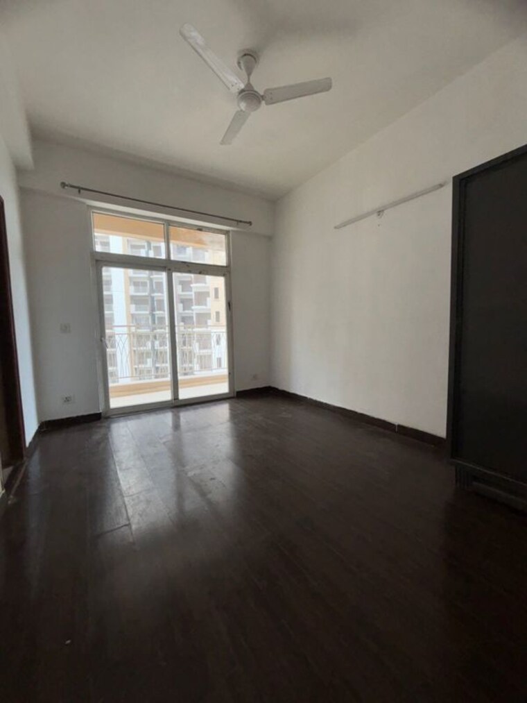 Room, mahagun-mywoods 2.5 Bedroom 1110 Sq.Ft. Apartment In Sector 16c Greater Noida Greater Noida 10201780