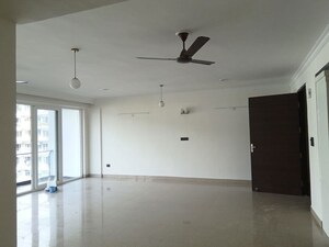 Room in 3 BHK Apartment at Sahastradhara Road – for Rent