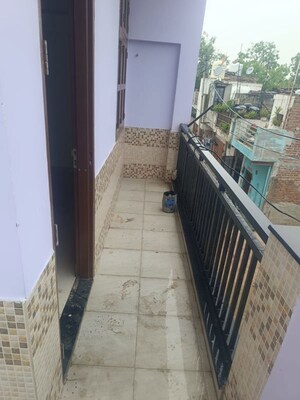 Balcony in 2 BHK Independent House at Bhondsi – for Rent