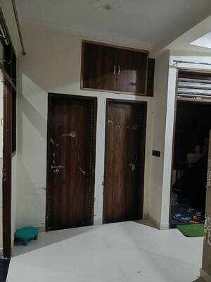 Room in 2 BHK Independent House at Bhondsi – for Rent