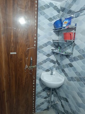 Bathroom in 2 BHK Independent House at Bhondsi – for Rent