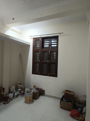 Room in 2 BHK Independent House at Bhondsi – for Rent