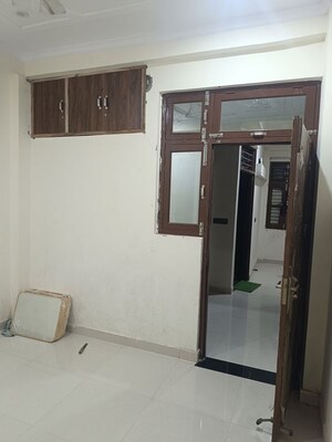 Room in 2 BHK Independent House at Bhondsi – for Rent