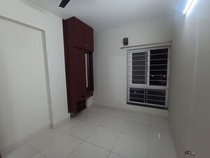 Room in 2 BHK Apartment at Pushkar Kausaliya Enclave, Kil Ayanambakkam – for Rent