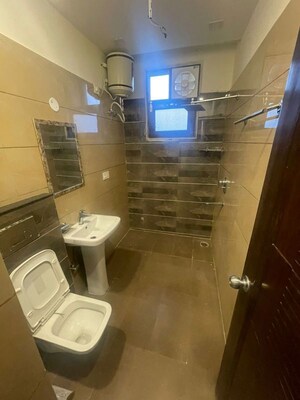 Kitchen in 3.5 BHK Independent House at Sector 21 – for Rent