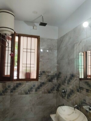3.5 BHK Independent House For Rent in Sector 21