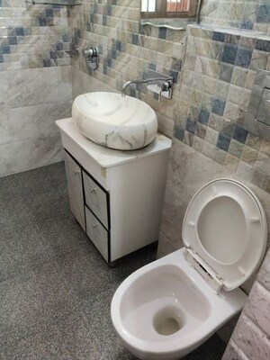 Bathroom in 3.5 BHK Independent House at Sector 21 – for Rent