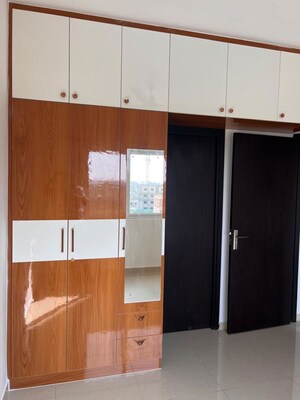 Room in 2 BHK Apartment at Shriram 107 South East, Attibele – for Rent
